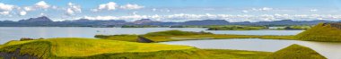 Panoramik lake Myvatn ve sözde aka volkanik ne krater