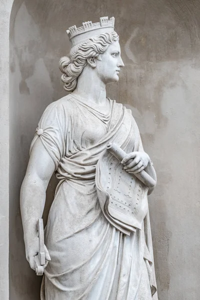Ancienne statue de femme sensuelle de la Renaissance italienne, Potsdam — Photo