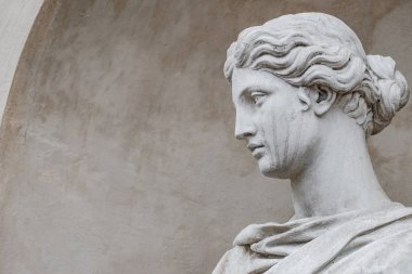 Lon kadınla şehvetli İtalyan Rönesans dönemi antik heykeli