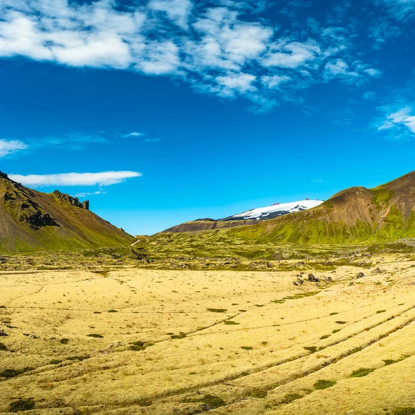 Snaefellsjoekull pic volcanique et islandais coloré et sauvage l — Photo