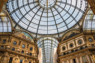 Galleria Vittorio Emanuel 'in geometrik ve tarihi Iç mekanları