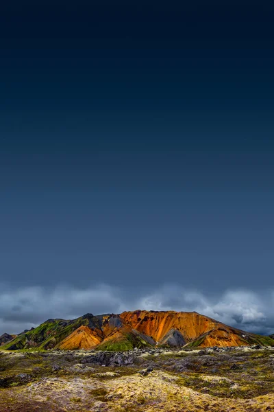 美しいカラフルな火山アイスランドのレイキャヴィーク — ストック写真