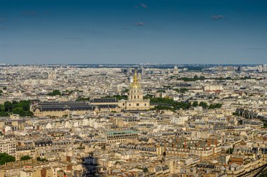 Gün batımında Paris şehir merkezinde panoramik kuş manzarası, Paris,