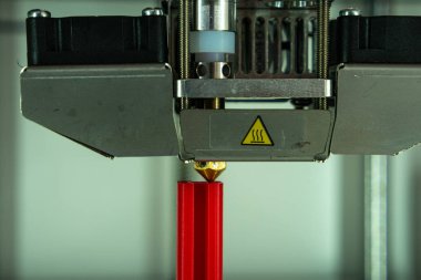 R bilim için plastik bir prototip bina iş başında 3d yazıcı