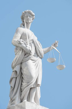 Adalet Leydisi'nin çatı heykeli, Adalet Tanrıçası, pullarla