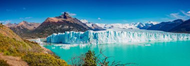 Dev Perito Moreno buzulunun panoramik manzarası, dili
