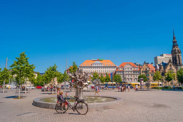 Stadsgezicht Van Het Historische Centrum Winkelcentrum Leipzig Zomer Zonnige Dag — Stockfoto