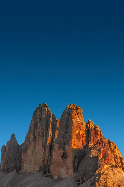 Прекрасний Захід Сонця Чарівних Трійках Доломітових Вершин Національному Парку Три — стокове фото