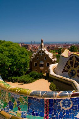  Barcelona 'daki Guell Park, Gaudi' nin Mimarisi, 2012 Yazı