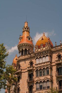 Güzel Barselona 'nın modern mimarisi, İspanya, yaz