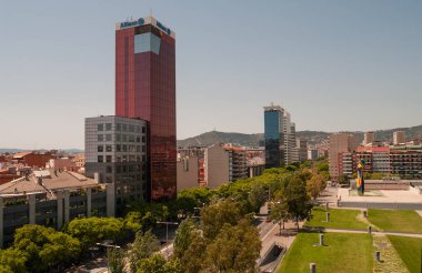 Güzel Barselona 'nın modern mimarisi, İspanya, yaz