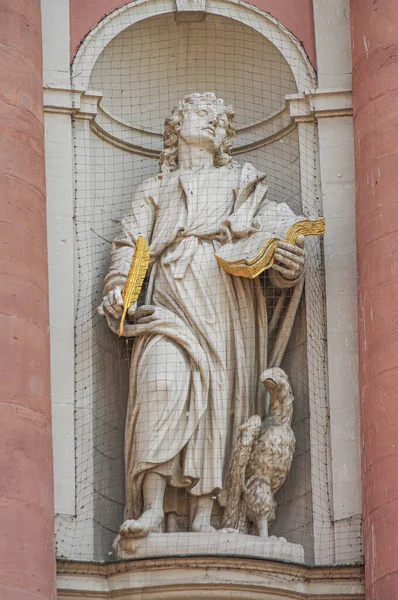 Antike Dekorative Wandskulptur Der Hauptfassade Der Katholischen Kirche Neuen Münster — Stockfoto
