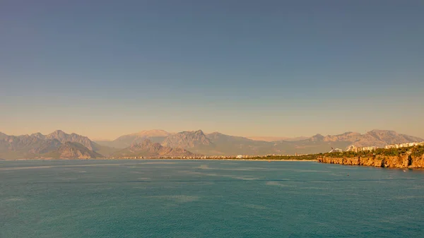 Pohled Středomořské Pobřeží Hory Pláže Resort Hotely Historickém Centru Antalya — Stock fotografie