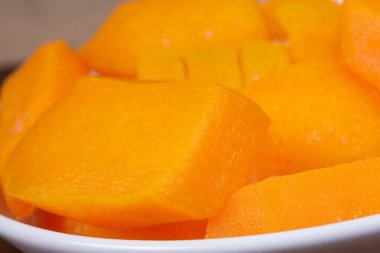 Balkabağı parçaları yakın plan. Makro çekim.