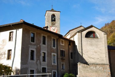 Badia (manastır) San Gemolo Ganna, Varese, Lombardiya, İtalya, 11 Kasım 2017.