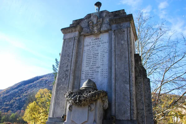 Valganna Varese Λομβαρδία Ιταλία Νοεμβρίου 2017 Μνημείο Πολέμου Στη Γάνα — Φωτογραφία Αρχείου