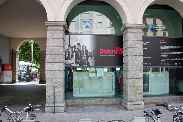 Robert Doisneau, Lecco, Lombardiya, İtalya, 13 Temmuz 2018 fotoğraf sergisi.