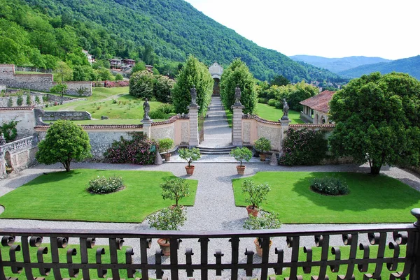 Villa Bahçe Della Porta Bozzolo, Casalzuigno, Varese, Lombardiya, İtalya - 24 Mayıs 2017.