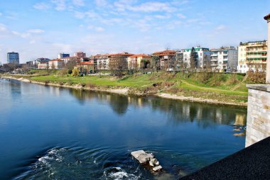Pavia, Lombardiya / İtalya - 11 Mart 2011: Pavia 'nın Borgo Ticino kentsel manzarası.