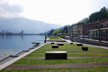 Lakeside Malgrat, Lecco, Lombardy, İtalya, 14 Nisan 2017.