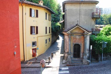 Malgrate, Lecco, Lombardy, İtalya 'da 14 Nisan 2017' de vebanın yol açtığı ölümler için şapel..