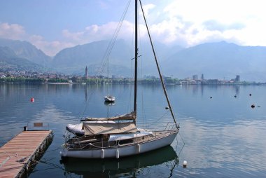 Cityscape Lecco 14 Nisan 2017 Malgrate, Lecco, Lombardiya, İtalya.