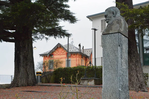 Busto Del Poeta Nacional Búlgaro Penco Slavejkov Brunate Como Lombardía — Foto de Stock