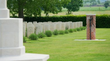 Foiano della Chiana, Arezzo, Toskana / İtalya - 11 Mayıs 2019: Foiano della Chiana Savaş Mezarlığı.