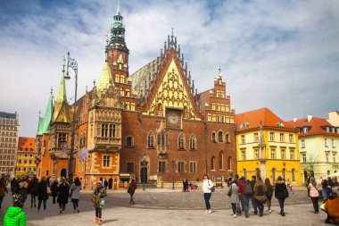 Town Hall Meydanı'nda Bahar, Wroclaw