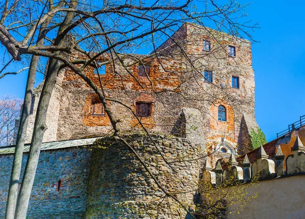 Grodno Kalesi: yıkılmış bina parçası