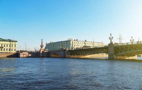 Ponte Levadiça Troitsky Atravessando Rio Neva São Petersburgo — Fotografia de Stock