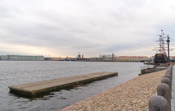 Vue Sur Pont Palais Saint Pétersbourg — Photo