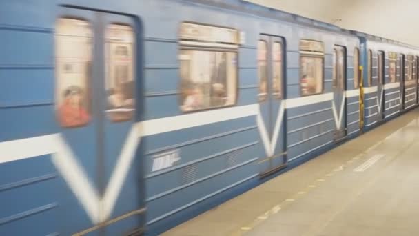 Métro Quitte Station Elektrosila Saint Pétersbourg — Video