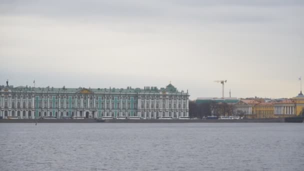 Hermitage Museum Oude Sint Petersburg Stock Exchange Rostraal Kolommen Spit — Stockvideo