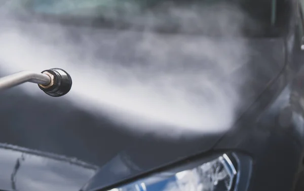 Autowassen Met Behulp Van Hogedrukwaterstraal — Stockfoto