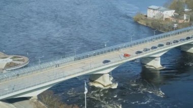 Ivangorod ve Narva arasında köprü. Estonya ve Rusya sınır.