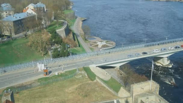Puente Entre Ivangorod Narva Frontera Estonia Rusia — Vídeos de Stock