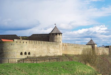Ivangorod Kalesi. Estonya taraftan göster.
