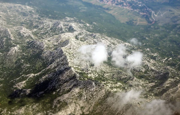 Vista Aérea Las Montañas Las Nubes —  Fotos de Stock