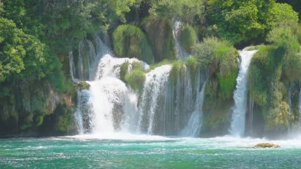 Όμορφη Θέα Του Καταρράκτη Στο Εθνικό Πάρκο Krka Κροατία — Αρχείο Βίντεο