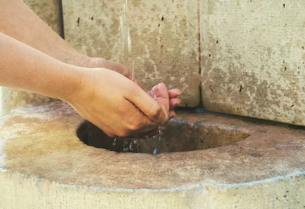 Clean Water Source City Summer — Stock Photo, Image