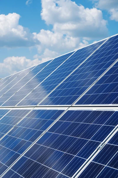 Blue Solar Panels Blue Sky Renewable Energy — Stock Photo, Image