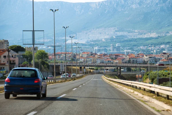 Длинное Шоссе Через Город Сплит Хорватии — стоковое фото