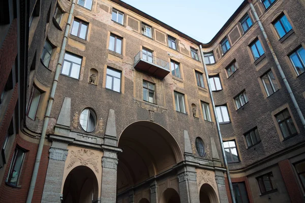 Şehir Courtyard Petersburg Bir Kuyuda Şeklinde Inşa — Stok fotoğraf