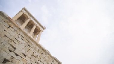 Atina Akropol, Niki Apteros Tapınağı.