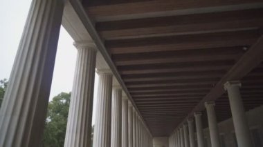 Atina, Yunanistan sütunlarda Attalos stoası.