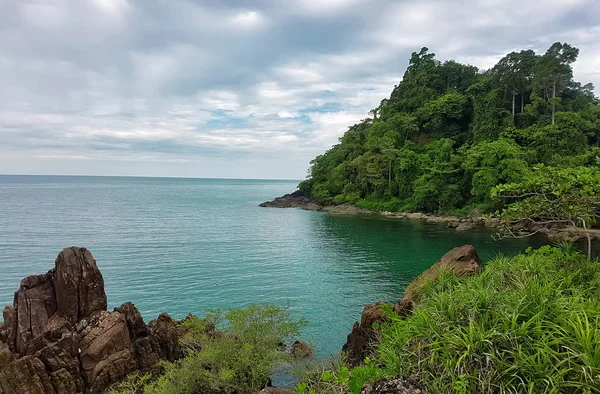 Hermosa Costa Verde Tailandia Concepto Vacaciones — Foto de stock gratis