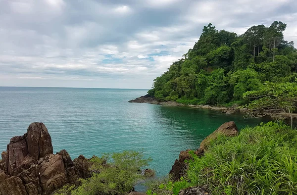 Bela Costa Verde Tailândia Conceito Férias — Fotografia de Stock Grátis