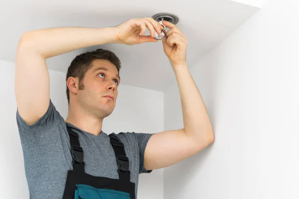 Certified Electrician Installing Light Bulb — Stock Photo, Image