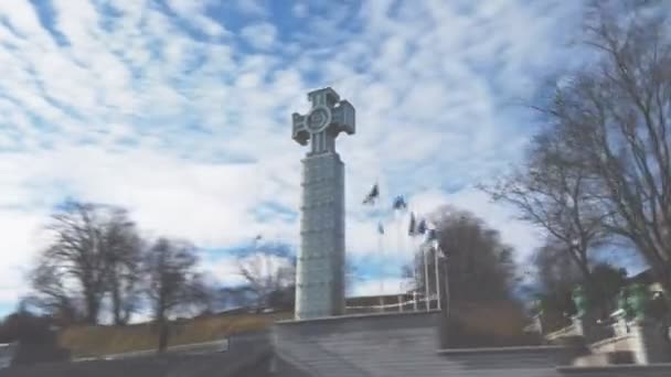 Hyperlapse Video Der Siegessäule Des Unabhängigkeitskrieges Tallinn Estland — Stockvideo